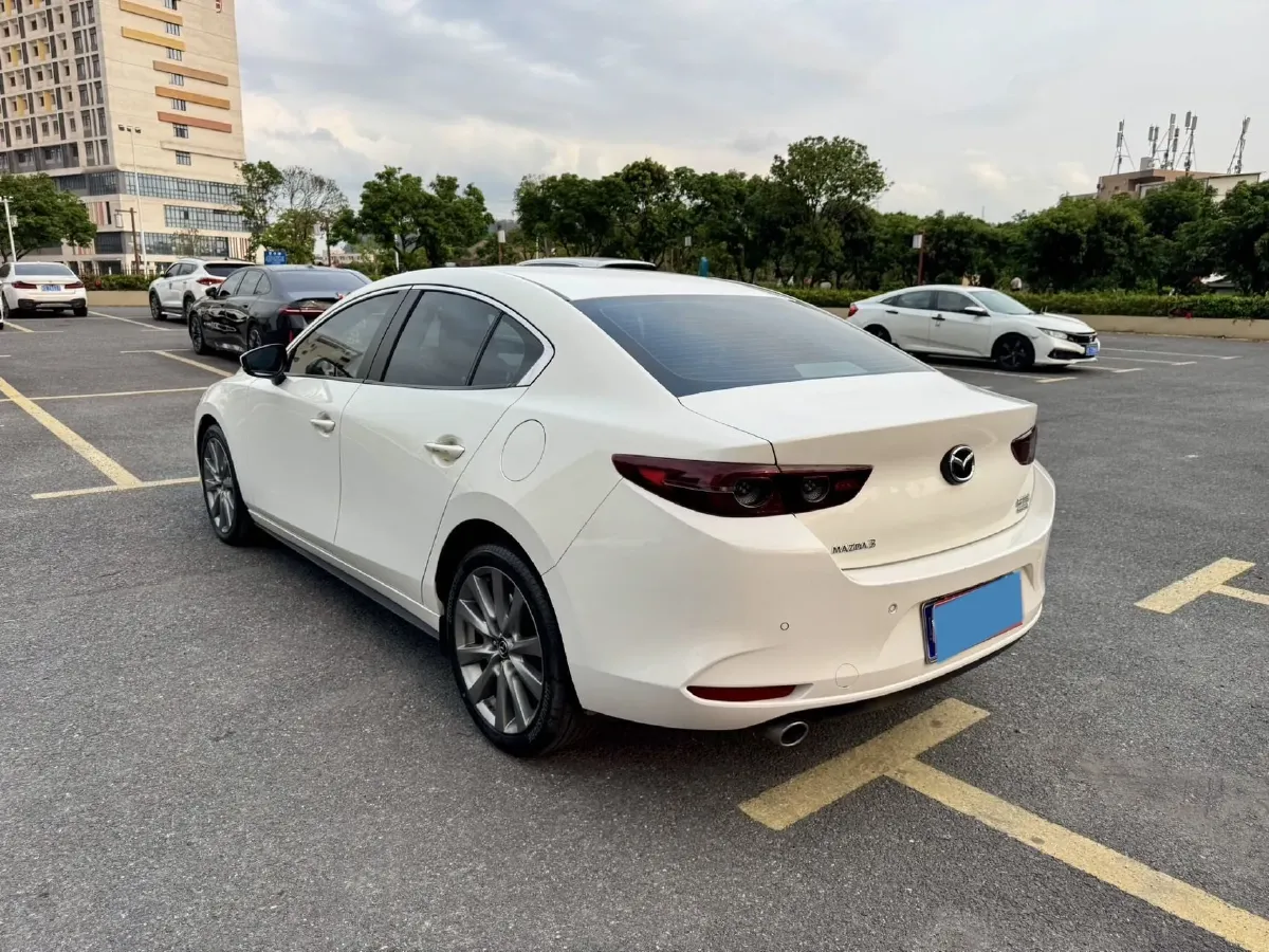 2023 Mazda 3 Axela 2.0L 158HP L4 6AT,autocango,china used car exporter,china ev exporter,chinese used car exporter,chinese used ev exporter