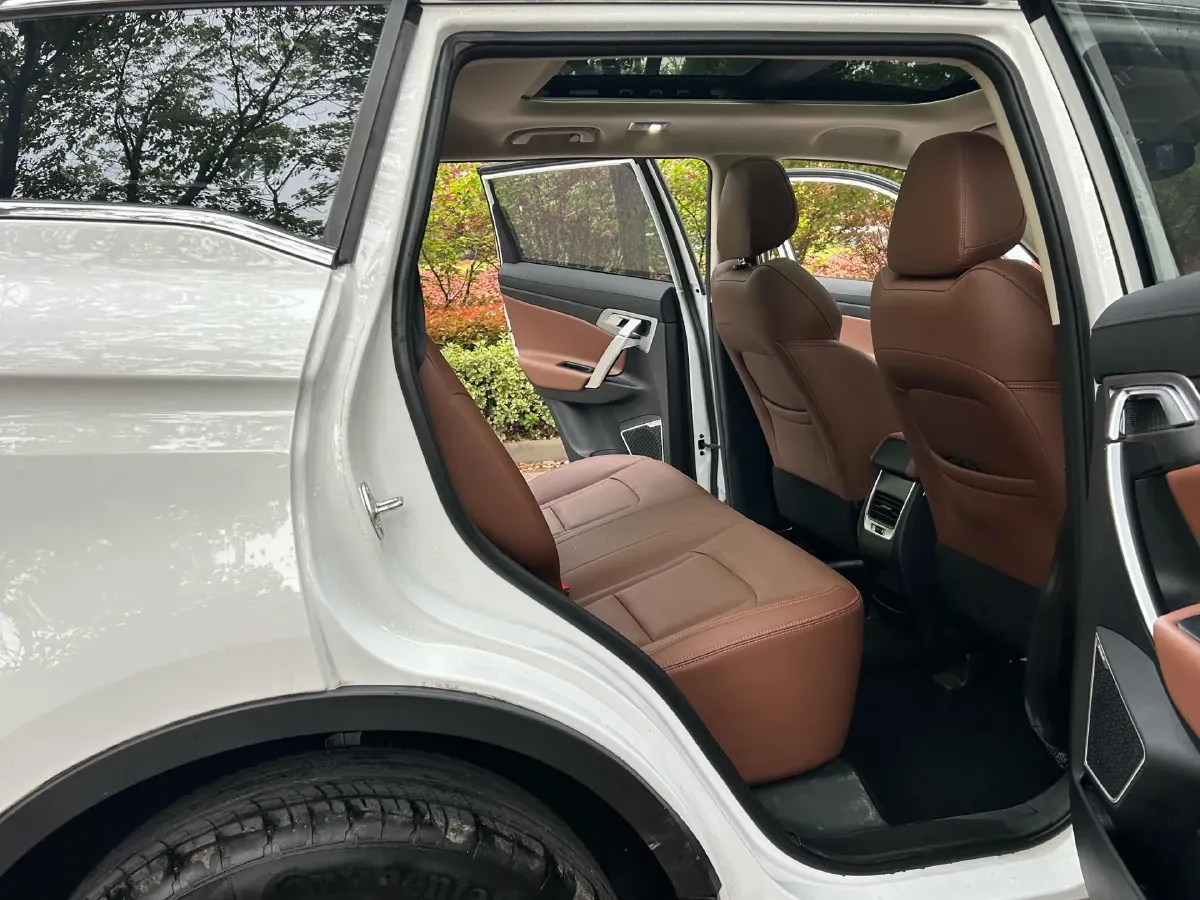 2021 Geely Azkarra 1.8T 184HP L4 7DCT,autocango,china used car exporter,china ev exporter,chinese used car exporter,chinese used ev exporter