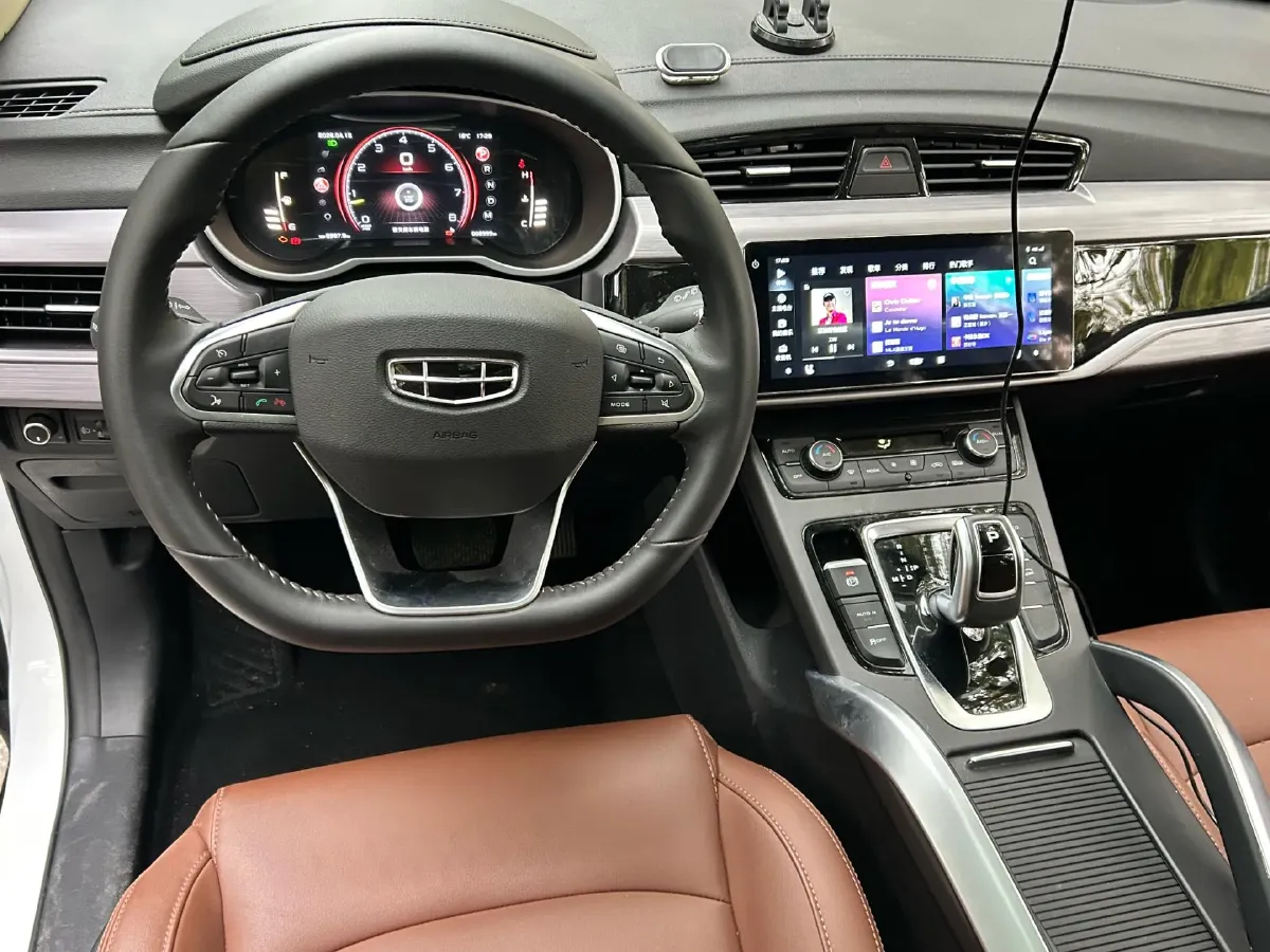 2021 Geely Azkarra 1.8T 184HP L4 7DCT,autocango,china used car exporter,china ev exporter,chinese used car exporter,chinese used ev exporter