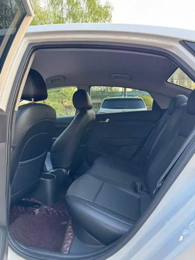 2016 Hyundai Verna 1.4L 100HP L4 6AT,autocango,china used car exporter,china ev exporter,chinese used car exporter,chinese used ev exporter