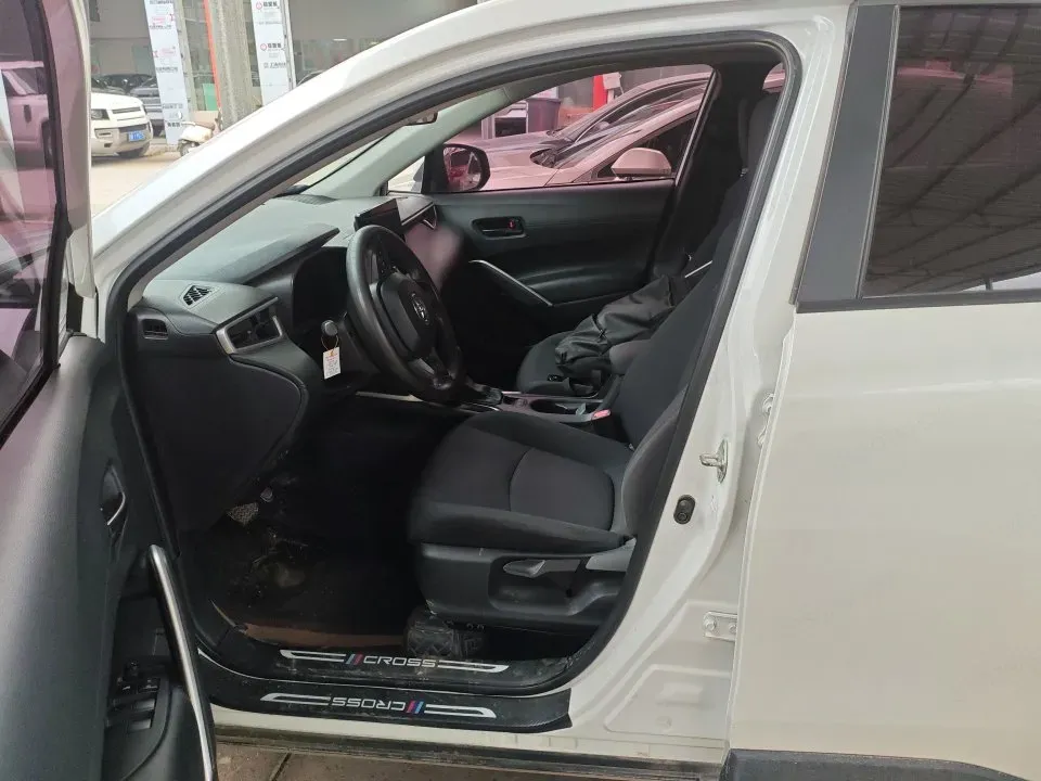 2023 Toyota Corolla Cross 2.0L 152HP L4 E-CVT Hybrid,autocango,china used car exporter,china ev exporter,chinese used car exporter,chinese used ev exporter