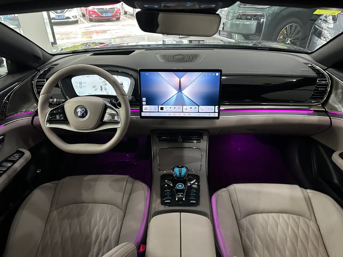 2025 BYD Han 1.5T 156HP L4 E-CVT PHEV,autocango,china used car exporter,china ev exporter,chinese used car exporter,chinese used ev exporter