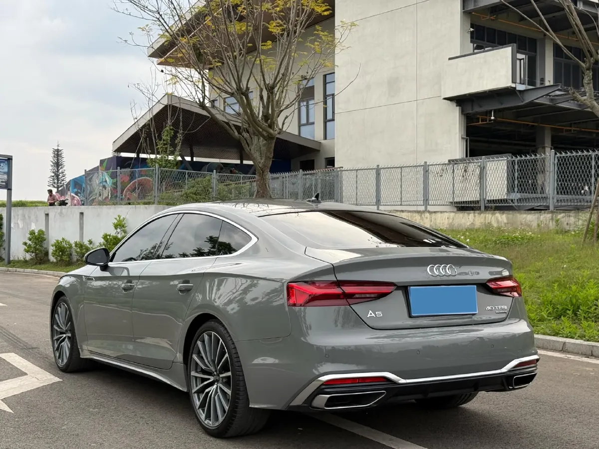 2022 Audi A5 2.0T 204HP L4 7DCT,autocango,china used car exporter,china ev exporter,chinese used car exporter,chinese used ev exporter