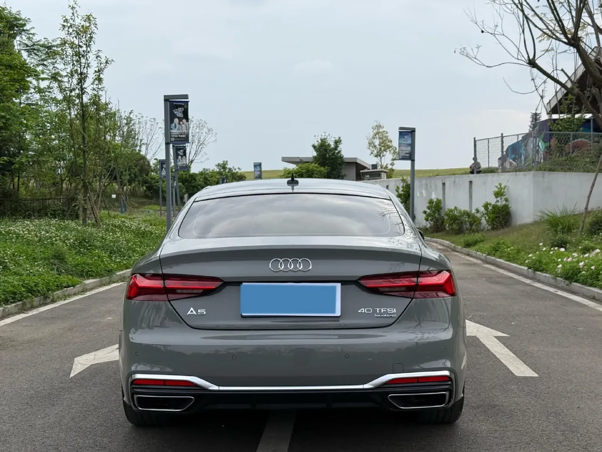 2022 Audi A5 2.0T 204HP L4 7DCT,autocango,china used car exporter,china ev exporter,chinese used car exporter,chinese used ev exporter