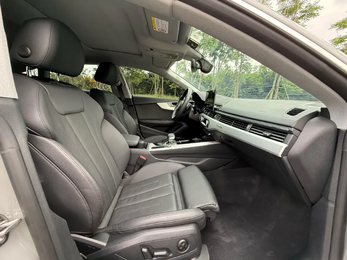 2022 Audi A5 2.0T 204HP L4 7DCT,autocango,china used car exporter,china ev exporter,chinese used car exporter,chinese used ev exporter