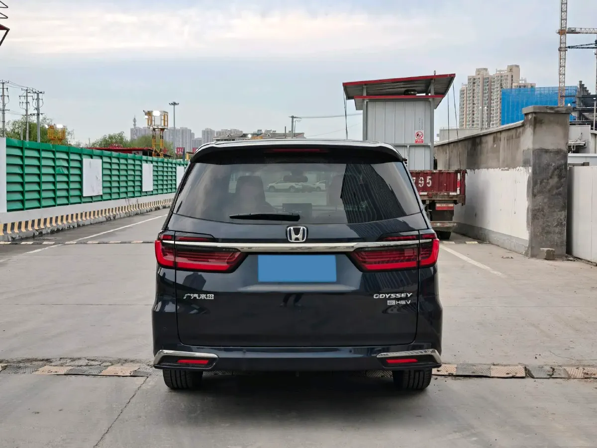 2022 Honda Odyssey 2.0L 146HP L4 E-CVT Hybrid,autocango,china used car exporter,china ev exporter,chinese used car exporter,chinese used ev exporter