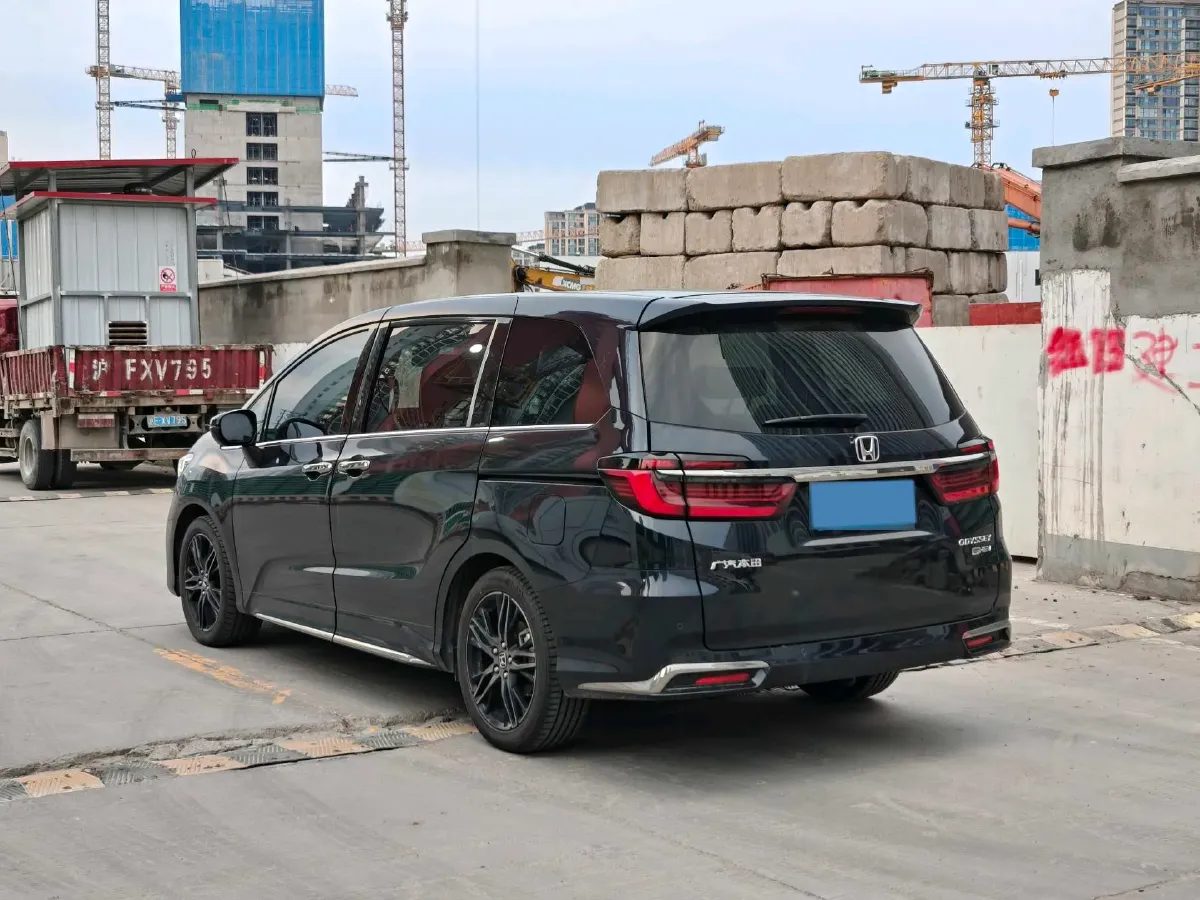 2022 Honda Odyssey 2.0L 146HP L4 E-CVT Hybrid,autocango,china used car exporter,china ev exporter,chinese used car exporter,chinese used ev exporter