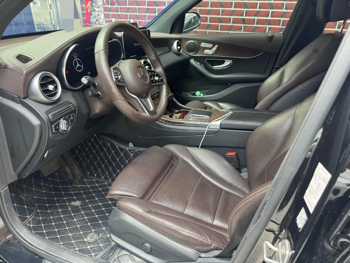 2022 Mercedes-Benz GLC Class 2.0T 258HP L4 9AT,autocango,china used car exporter,china ev exporter,chinese used car exporter,chinese used ev exporter