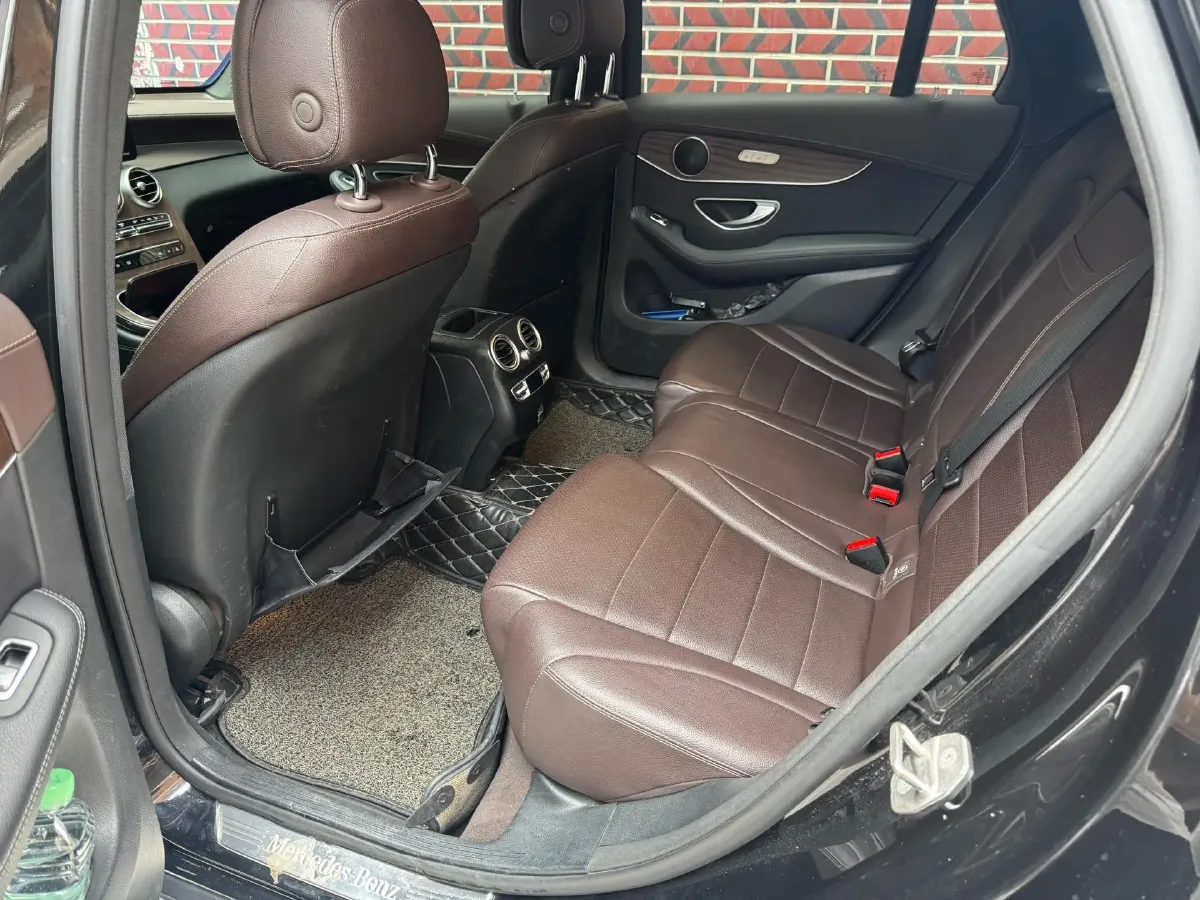 2022 Mercedes-Benz GLC Class 2.0T 258HP L4 9AT,autocango,china used car exporter,china ev exporter,chinese used car exporter,chinese used ev exporter