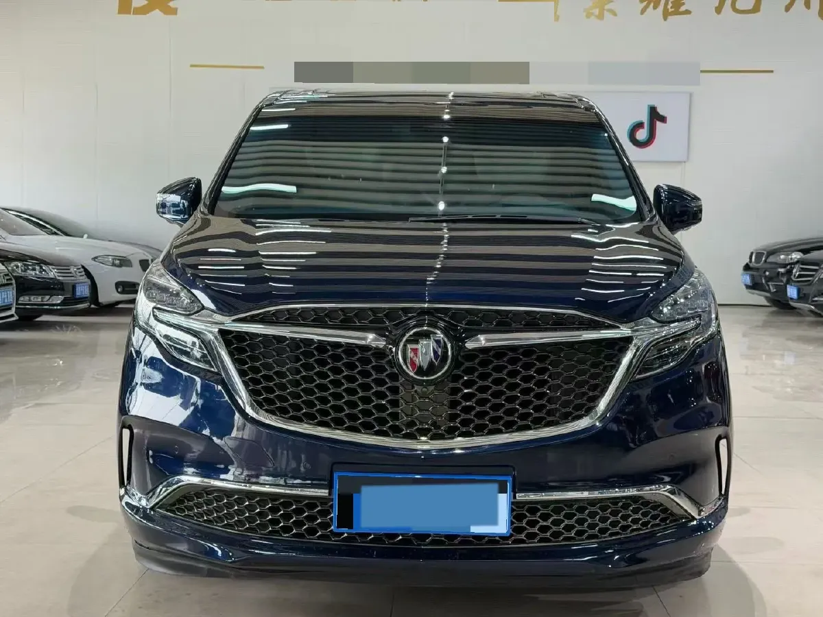 2021 Buick GL8 2.0T 237HP L4 9AT,autocango,china used car exporter,china ev exporter,chinese used car exporter,chinese used ev exporter