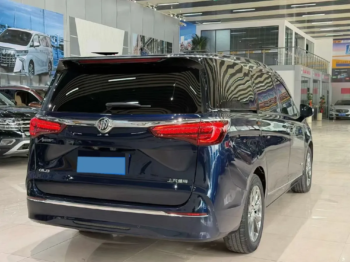 2021 Buick GL8 2.0T 237HP L4 9AT,autocango,china used car exporter,china ev exporter,chinese used car exporter,chinese used ev exporter