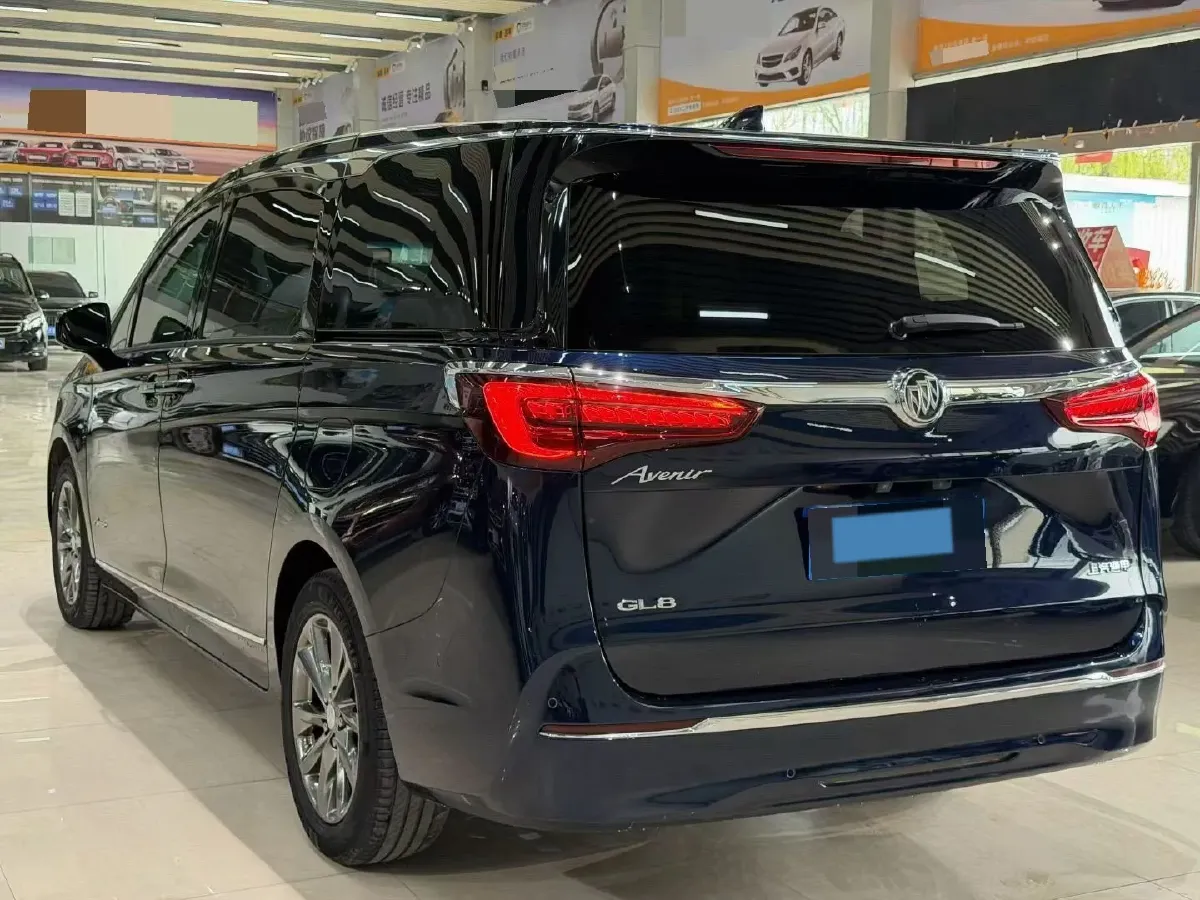 2021 Buick GL8 2.0T 237HP L4 9AT,autocango,china used car exporter,china ev exporter,chinese used car exporter,chinese used ev exporter