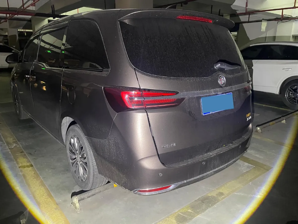 2023 Buick GL8 2.0T 237HP L4 9AT,autocango,china used car exporter,china ev exporter,chinese used car exporter,chinese used ev exporter