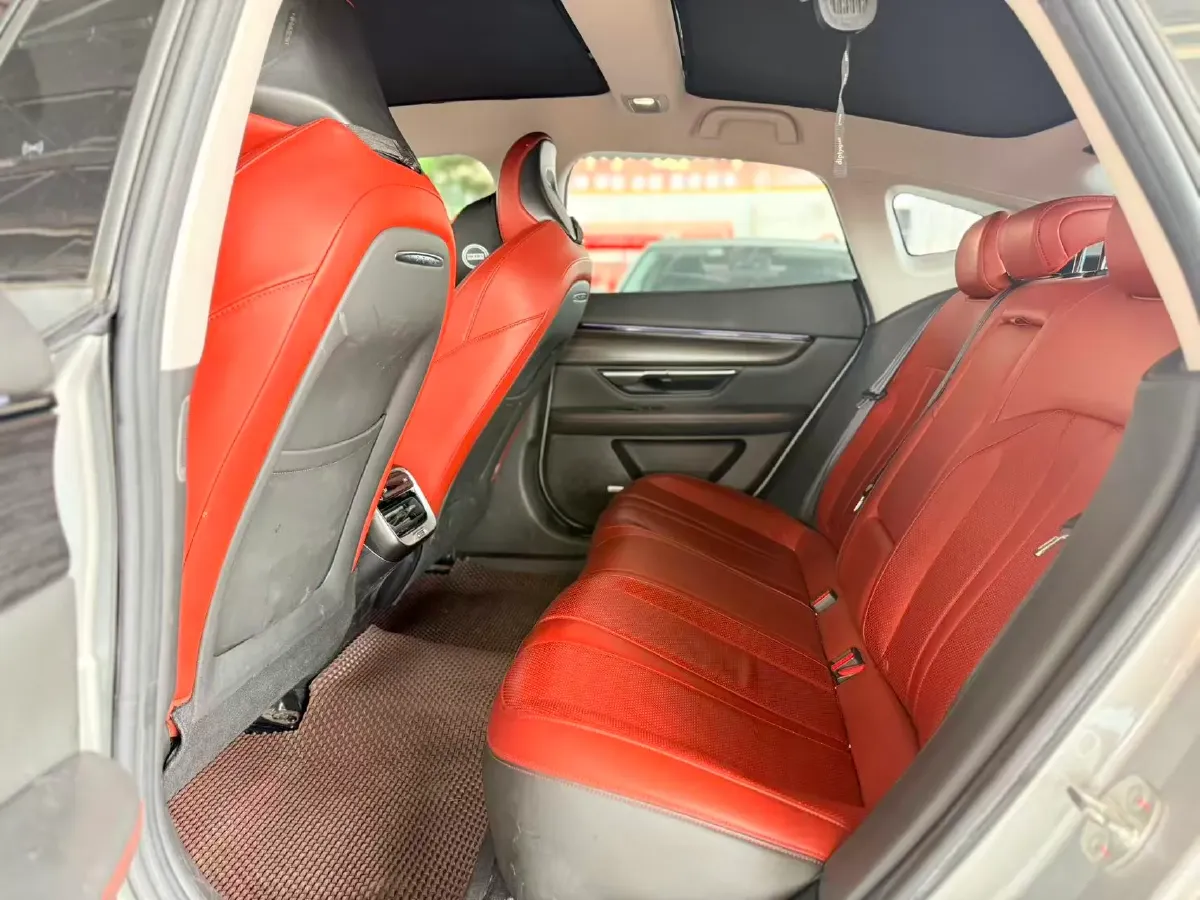 2022 Xpeng P7 BEV 60.2KWH,autocango,china used car exporter,china ev exporter,chinese used car exporter,chinese used ev exporter