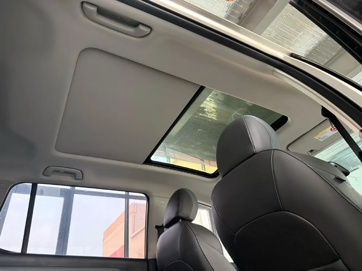 2024 Leapmotor C11 1.5L 95HP L4 REEV 43.74KWH,autocango,china used car exporter,china ev exporter,chinese used car exporter,chinese used ev exporter