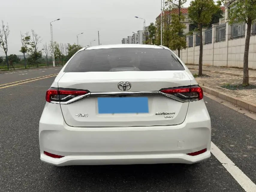 2021 Toyota Corolla 1.2T 116HP L4 CVT,autocango,china used car exporter,china ev exporter,chinese used car exporter,chinese used ev exporter