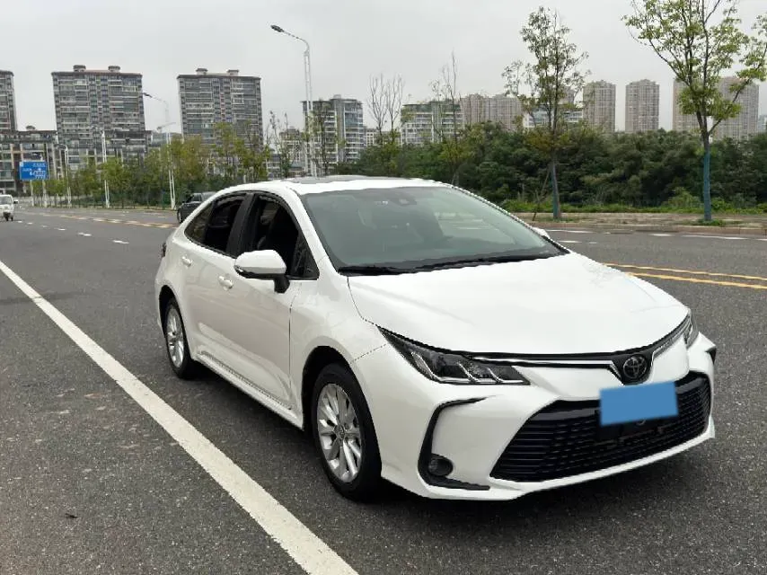 2021 Toyota Corolla 1.2T 116HP L4 CVT,autocango,china used car exporter,china ev exporter,chinese used car exporter,chinese used ev exporter