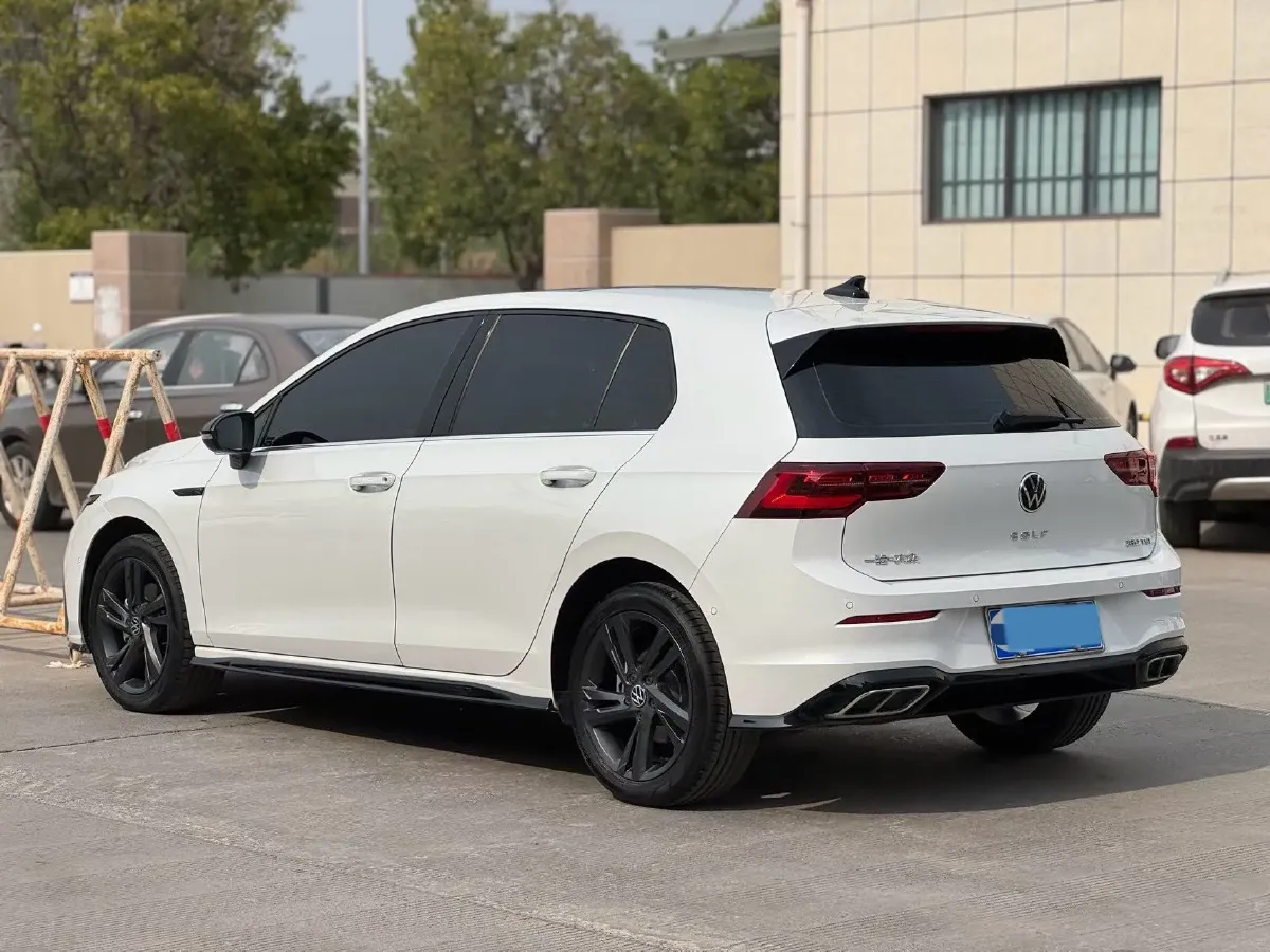 2023 Volkswagen Golf 1.4T 150HP L4 7DCT,autocango,china used car exporter,china ev exporter,chinese used car exporter,chinese used ev exporter