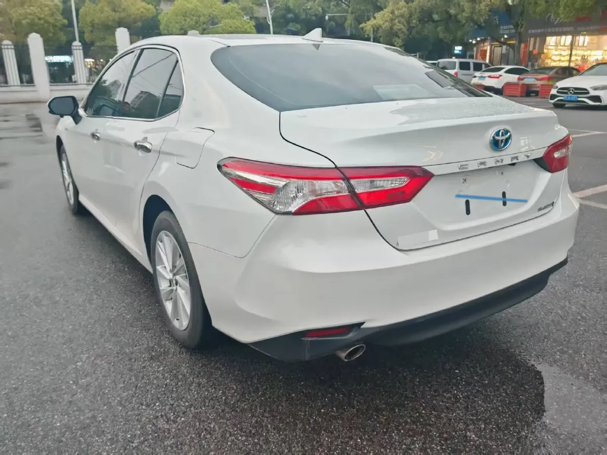 2023 Toyota Camry 2.5L 178HP L4 E-CVT Hybrid,autocango,china used car exporter,china ev exporter,chinese used car exporter,chinese used ev exporter
