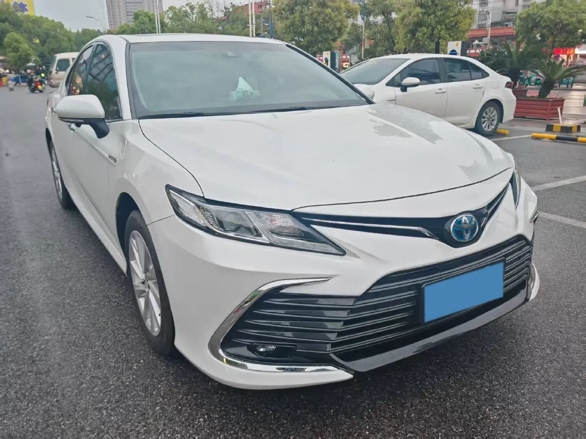 2023 Toyota Camry 2.5L 178HP L4 E-CVT Hybrid,autocango,china used car exporter,china ev exporter,chinese used car exporter,chinese used ev exporter