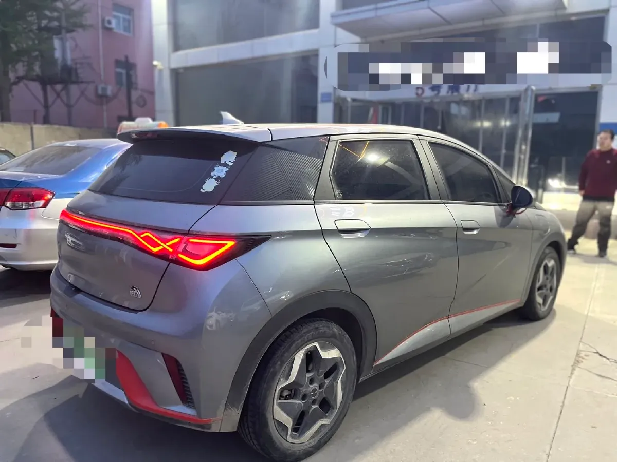 2021 Ford Escort 1.5L 122HP L3 6AT,autocango,china used car exporter,china ev exporter,chinese used car exporter,chinese used ev exporter