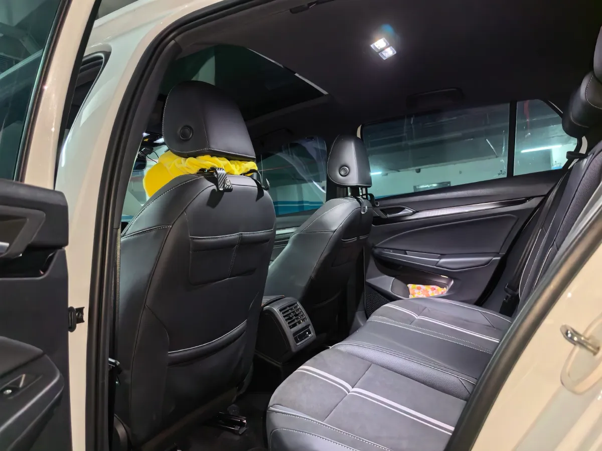 2023 Volkswagen Golf 1.4T 150HP L4 7DCT,autocango,china used car exporter,china ev exporter,chinese used car exporter,chinese used ev exporter