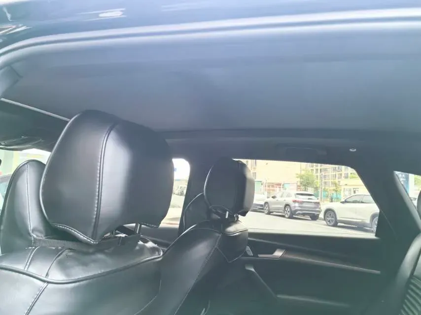 2024 Audi Q5L 2.0T 245HP L4 7DCT,autocango,china used car exporter,china ev exporter,chinese used car exporter,chinese used ev exporter