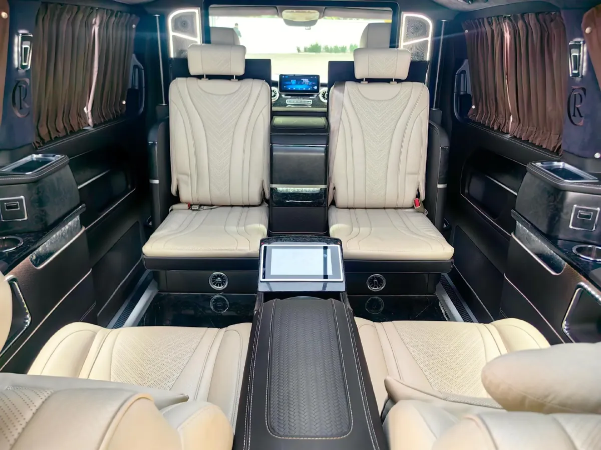 2021 Mercedes-Benz Vito 2.0T 211HP L4 9AT,autocango,china used car exporter,china ev exporter,chinese used car exporter,chinese used ev exporter