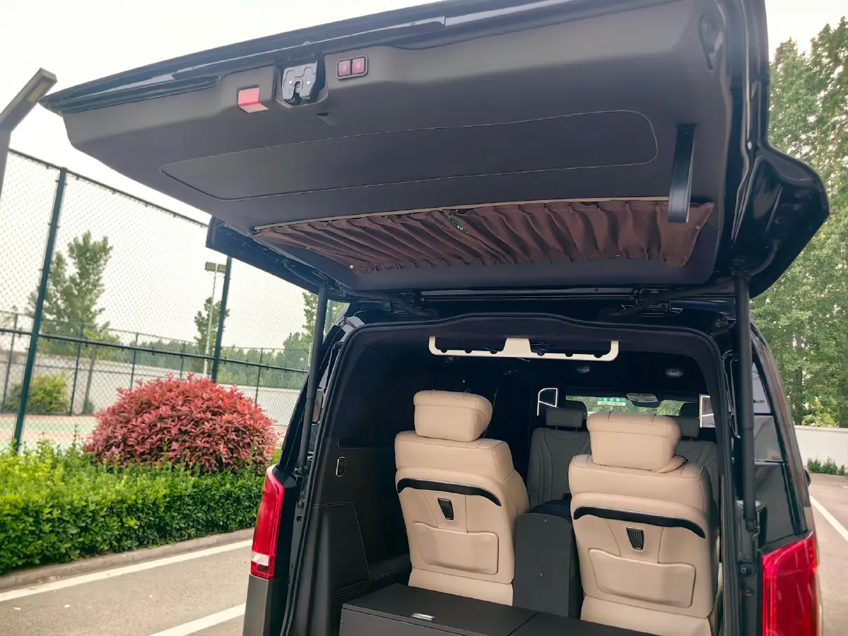 2021 Mercedes-Benz Vito 2.0T 211HP L4 9AT,autocango,china used car exporter,china ev exporter,chinese used car exporter,chinese used ev exporter