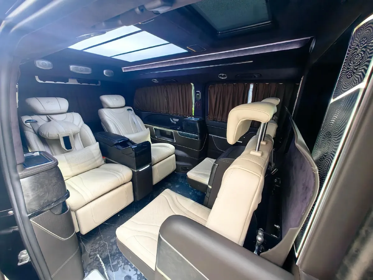 2021 Mercedes-Benz Vito 2.0T 211HP L4 9AT,autocango,china used car exporter,china ev exporter,chinese used car exporter,chinese used ev exporter