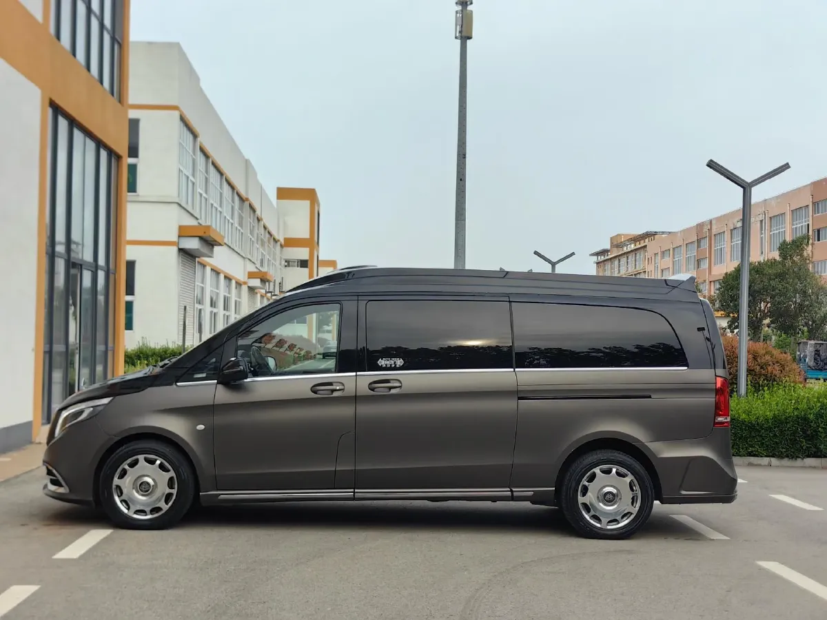 2021 Mercedes-Benz Vito 2.0T 211HP L4 9AT,autocango,china used car exporter,china ev exporter,chinese used car exporter,chinese used ev exporter