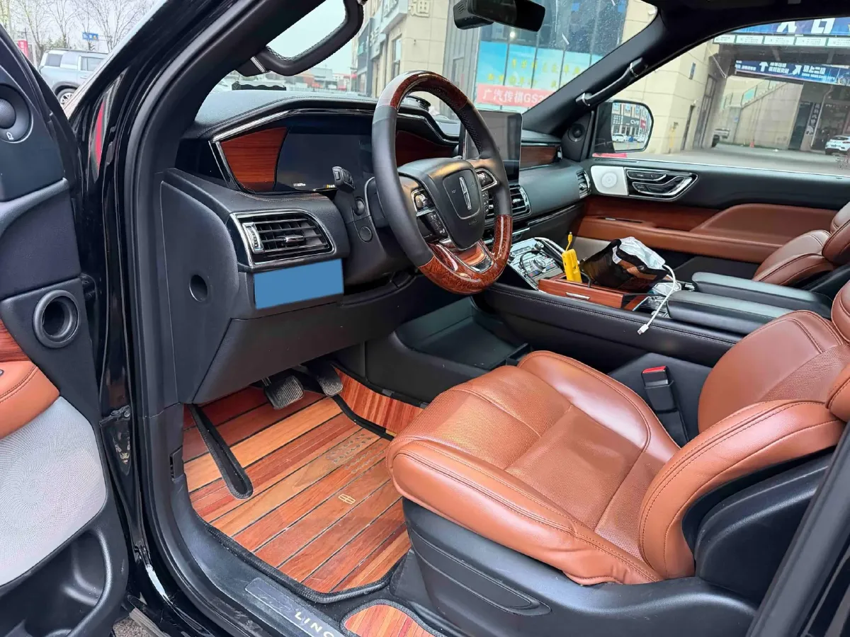 2019 Lincoln Navigator 3.5T 388HP V6 10AT,autocango,china used car exporter,china ev exporter,chinese used car exporter,chinese used ev exporter