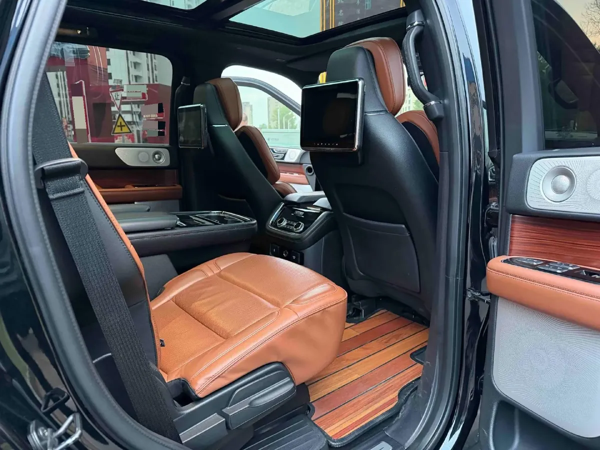 2019 Lincoln Navigator 3.5T 388HP V6 10AT,autocango,china used car exporter,china ev exporter,chinese used car exporter,chinese used ev exporter