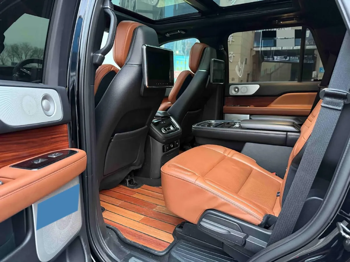 2019 Lincoln Navigator 3.5T 388HP V6 10AT,autocango,china used car exporter,china ev exporter,chinese used car exporter,chinese used ev exporter