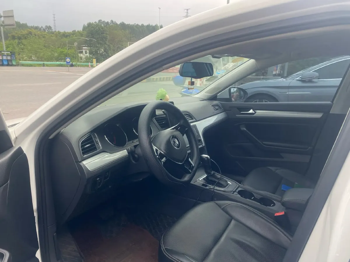 2018 Volkswagen Lamando 1.4T 131HP L4 7DCT,autocango,china used car exporter,china ev exporter,chinese used car exporter,chinese used ev exporter