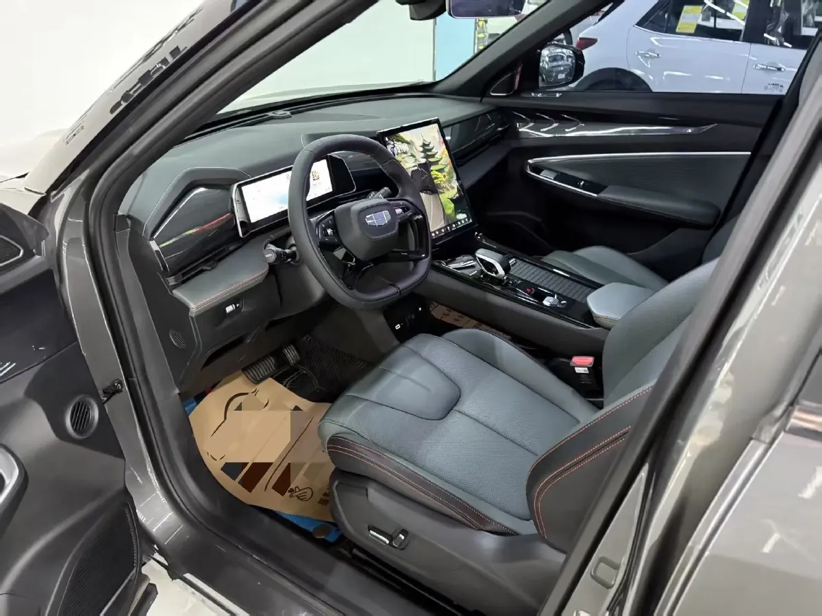 2023 Geely Azkarra 1.5T 181HP L4 7DCT,autocango,china used car exporter,china ev exporter,chinese used car exporter,chinese used ev exporter