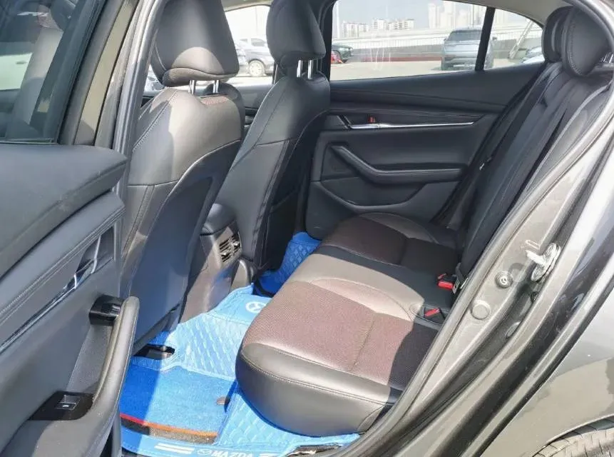 2021 Mazda 3 Axela 2.0L 158HP L4 6AT,autocango,china used car exporter,china ev exporter,chinese used car exporter,chinese used ev exporter
