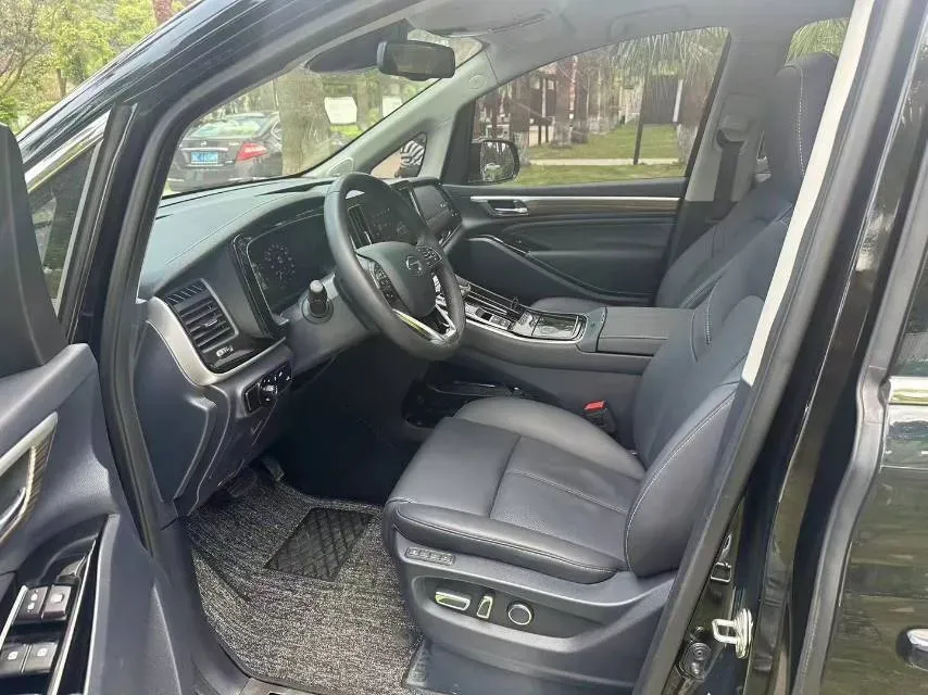 2021 GAC Trumpchi M8 2.0T 252HP L4 8AT,autocango,china used car exporter,china ev exporter,chinese used car exporter,chinese used ev exporter