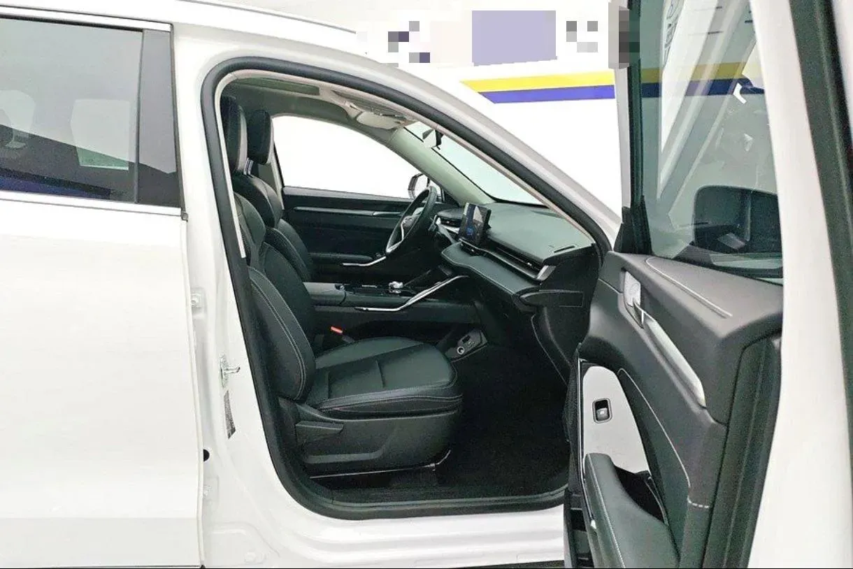 2024 Haval H6 1.5T 184HP L4 7DCT,autocango,china used car exporter,china ev exporter,chinese used car exporter,chinese used ev exporter