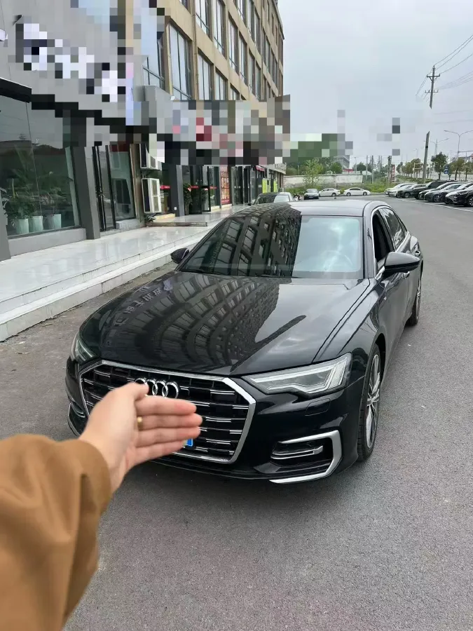 2023 Audi A6L 2.0T 245HP L4 7DCT,autocango,china used car exporter,china ev exporter,chinese used car exporter,chinese used ev exporter