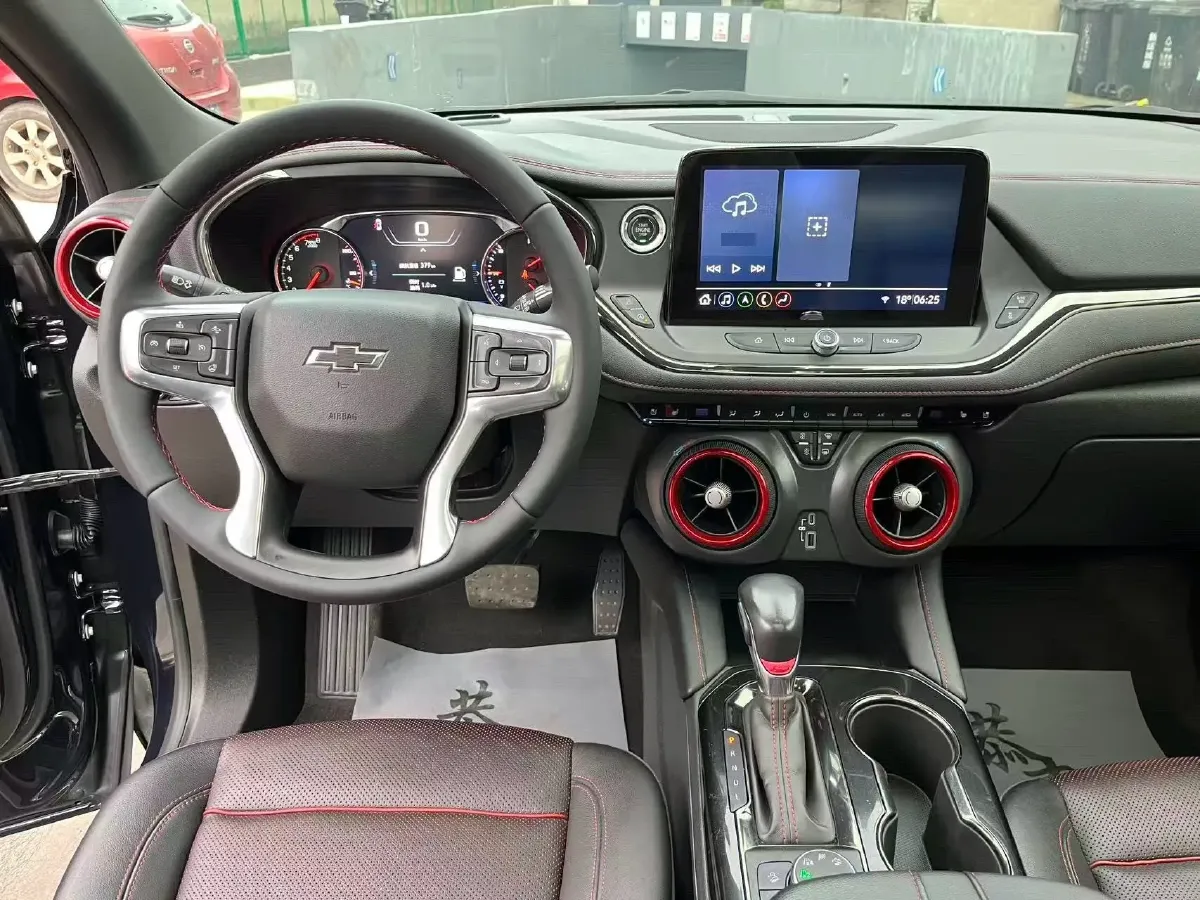 2020 Chevrolet Blazer 2.0T 237HP L4 9AT,autocango,china used car exporter,china ev exporter,chinese used car exporter,chinese used ev exporter