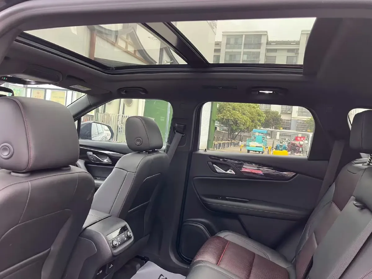 2020 Chevrolet Blazer 2.0T 237HP L4 9AT,autocango,china used car exporter,china ev exporter,chinese used car exporter,chinese used ev exporter