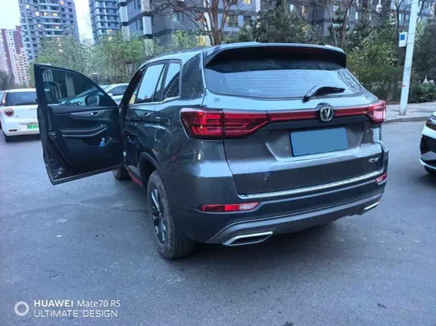 2022 ChangAn CS75 1.5T 180HP L4 6MT,autocango,china used car exporter,china ev exporter,chinese used car exporter,chinese used ev exporter