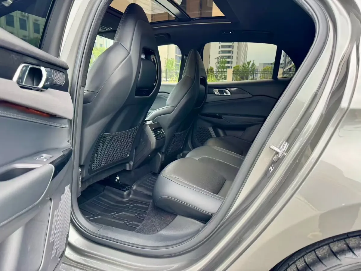 2022 LYNK&CO 03 1.5T 180HP L3 7DCT,autocango,china used car exporter,china ev exporter,chinese used car exporter,chinese used ev exporter