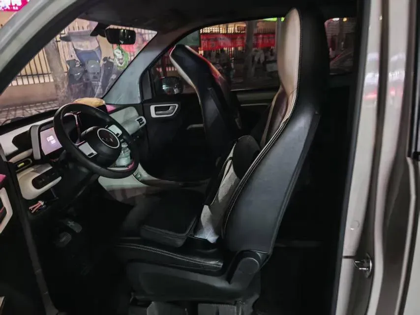 2024 WuLing HongGuang MINI EV BEV 17.3KWH,autocango,china used car exporter,china ev exporter,chinese used car exporter,chinese used ev exporter