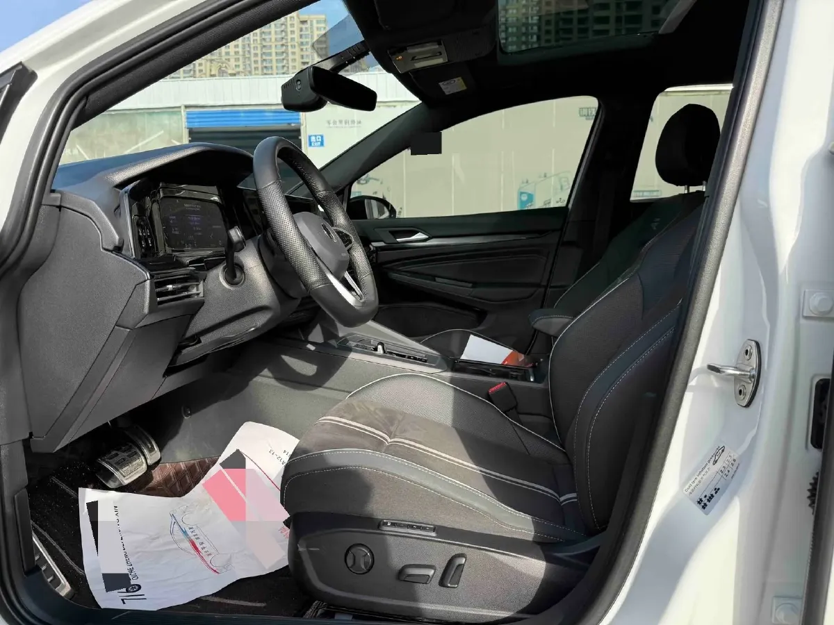 2023 Volkswagen Golf 1.4T 150HP L4 7DCT,autocango,china used car exporter,china ev exporter,chinese used car exporter,chinese used ev exporter