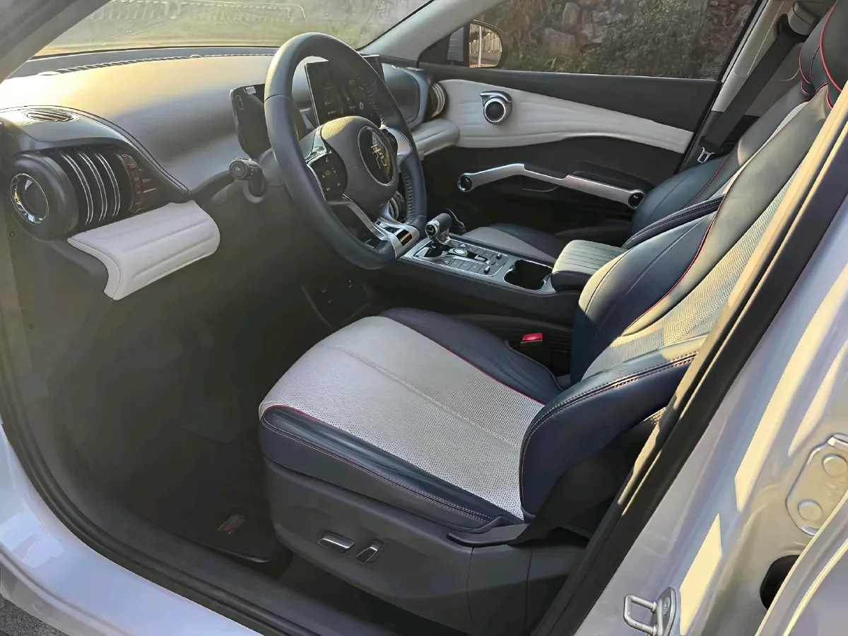 2022 Hycan Z03 BEV 64.23KWH,autocango,china used car exporter,china ev exporter,chinese used car exporter,chinese used ev exporter