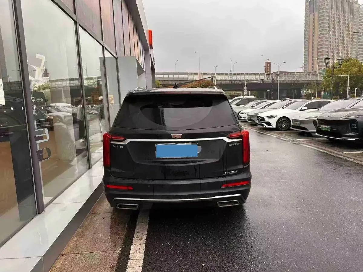 2022 Cadillac XT6 2.0T 237HP L4 9AT,autocango,china used car exporter,china ev exporter,chinese used car exporter,chinese used ev exporter