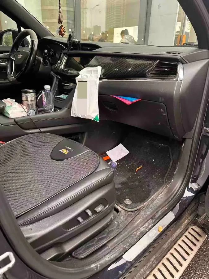 2022 Cadillac XT6 2.0T 237HP L4 9AT,autocango,china used car exporter,china ev exporter,chinese used car exporter,chinese used ev exporter