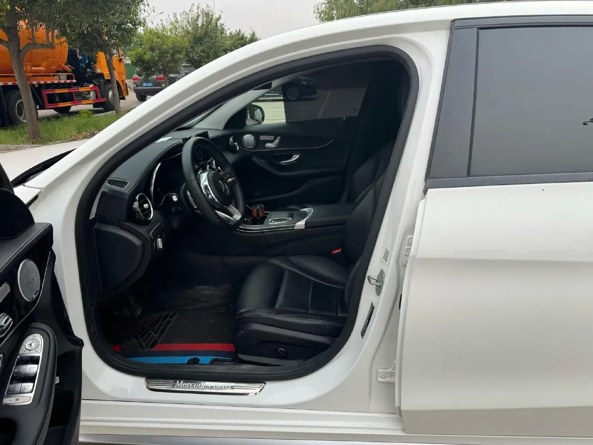 2021 Mercedes-Benz C Class 1.5T 184HP L4 9AT,autocango,china used car exporter,china ev exporter,chinese used car exporter,chinese used ev exporter